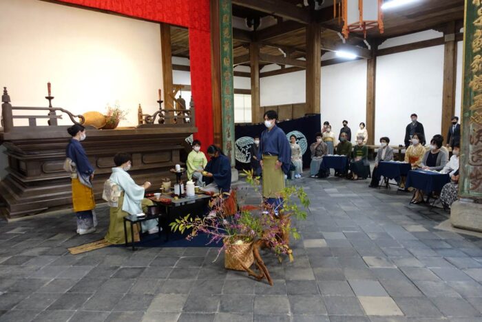 宇治市・萬福寺「月見の煎茶会」